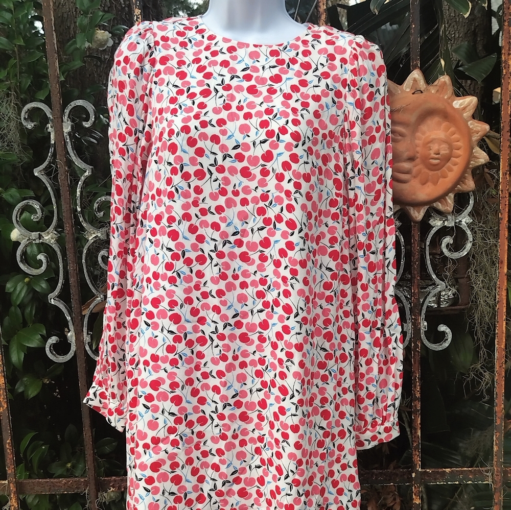 Ann Taylor Sweet Cherries 🍒 Dress sz 4 Petite